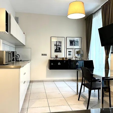 Appartamento Ratusz 15 - On Main Square Breslavia